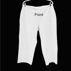 Women With Control Pull-On Knit Cropped Pants With Elastic Waistband. Size 2X